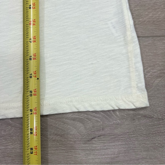 Rae Dunn Bee Happy T-shirt XS Light Yellow - Picture 5 of 7